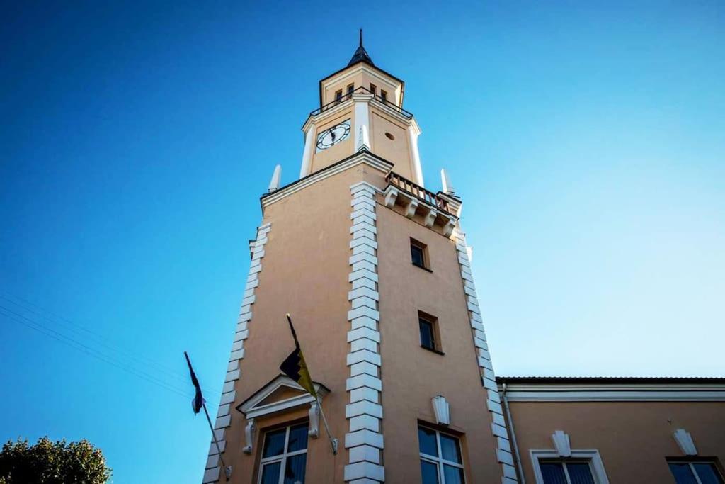 Cozy Apartment In A Historical Town Sillamae Exterior photo